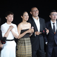 姜文：堅(jiān)持做別人反對的事 我愿意把女人拍成神