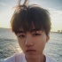 王俊凱久違曬自拍分享海邊夕陽 18K美貌心動一下