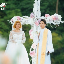 《李茶的姑媽》預(yù)告 沈騰主持"三人婚禮"笑料百出