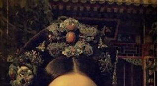 跪下了！ 王菲早期清宮貴妃造型照曝光氣場十足