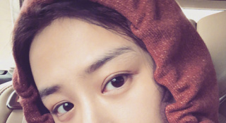 美颜在线营业！马思纯晒自拍照 嘟嘴卖萌hin无辜