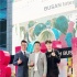 《一出好戲》亮相釜山影展 張藝興主動擔(dān)任翻譯官