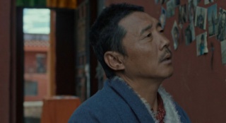 《阿拉姜色》排片低，容中爾甲發(fā)惡搞視頻求排片
