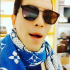 哥给你买！萧敬腾试戴围巾晒小票 狂喊周杰伦结账