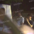 李亞鵬邀好友為李嫣慶生 撫摸女兒秀發(fā)父愛綿綿