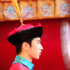 蔡徐坤古裝造型初亮相 穿清朝服飾極具視覺(jué)沖擊力