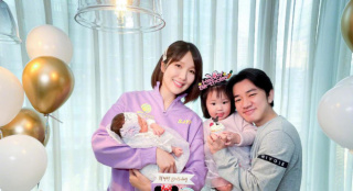 王祖蓝晒一家四口合照为大女儿庆生 宣布二胎得女