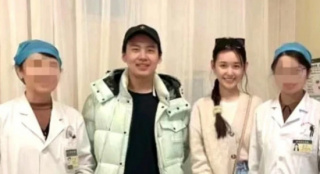 郭麒麟和她什么关系？ 蒋依依现身德云社封箱演出