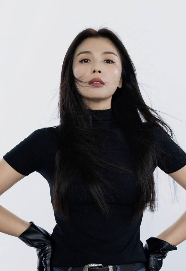 刘涛气场全开,御姐范儿十足。