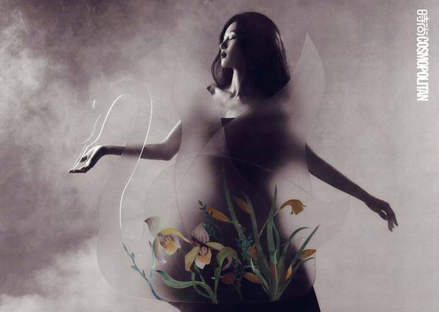 搜狐娱乐讯 9月4日,刘诗诗的一组时尚大片爆光。图中,刘诗诗穿黑色抹胸裙,以天鹅形状的玻璃做装饰,姿态舒展,尽显空灵气质。