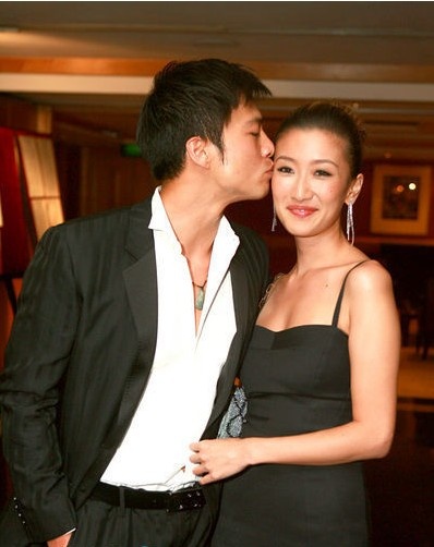 安志杰肉麻夸谢婷婷很完美 笑称与谢贤不认识