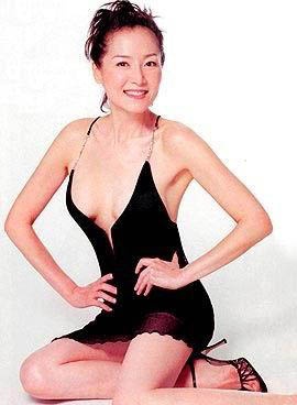 《义胆红唇》,《情圣》,《大哥大》,《我爱太空人》     知道恬妞是