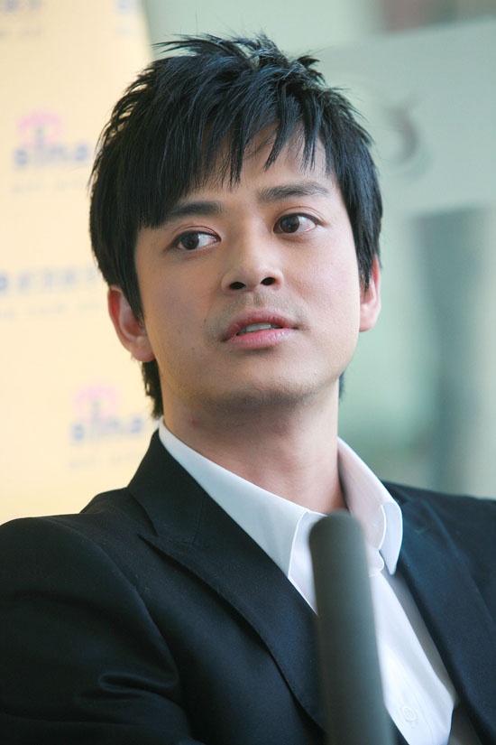 <em>陈晓东</em>称<em>芙蓉姐姐</em>是天才 自曝曾遭同性友人表