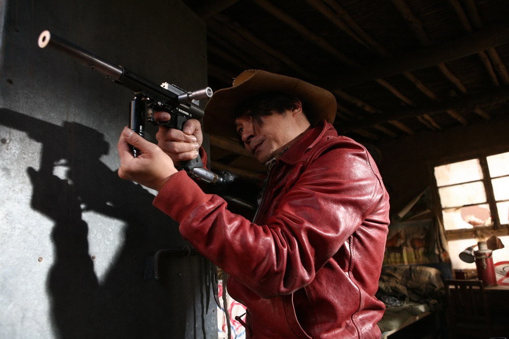 电影【西风烈】主题曲歌词、演员表、职员表、剧照