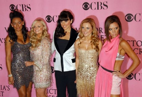 <em>辣妹</em>重聚 携手《<em>妈妈</em>咪呀》制片人打造音乐影