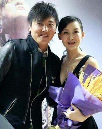 女儿生日<em>孙楠</em>未见<em>儿子</em> <em>买红妹</em>仍未原谅前夫出