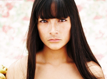 8月30日：《伤心的奶水》夺金熊奖 患难才见真情