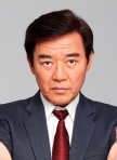 李立群