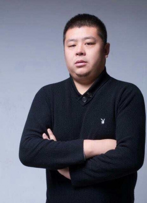 闫晓明
