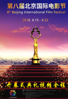 小貓被嗦成了芒果核