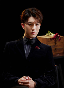 李金澤