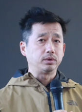 罗攀