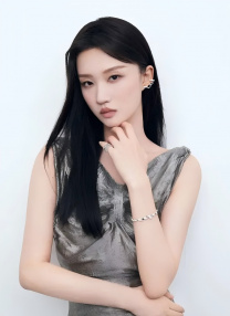 王佳怡