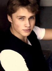 馬克斯·洛伊德-瓊斯