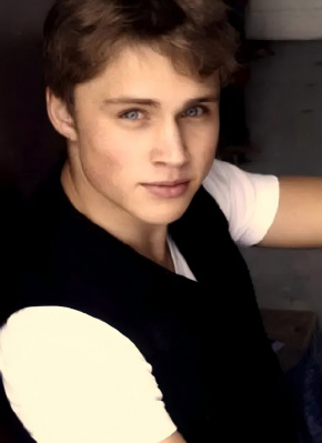 馬克斯·洛伊德-瓊斯