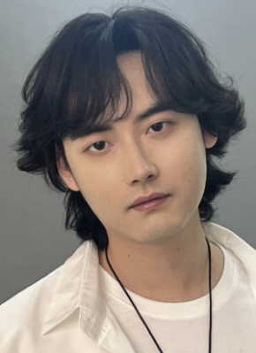李輕揚