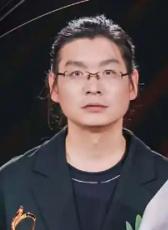 王磊