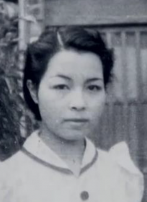 岸富美子