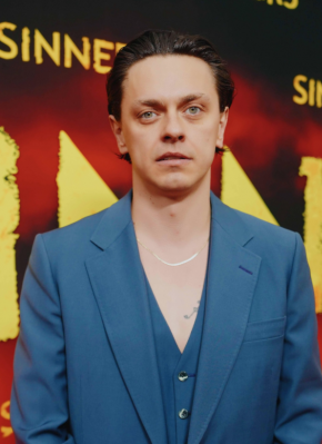 彼得·德雷曼尼斯