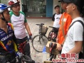 男孩都想有輛車劇照