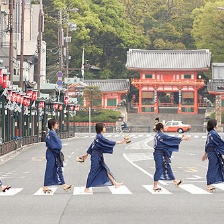 鴨川荷爾摩