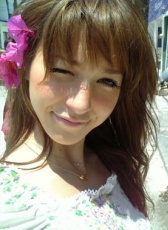 藤井莉娜