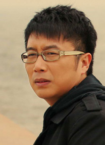 龐龍