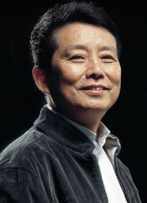 黃建新