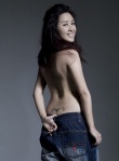 何洁突破尺度激爆写真 无上装暴变性感熟女