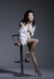 何洁突破尺度激爆写真 无上装暴变性感熟女