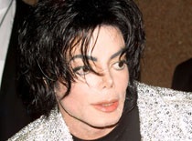 迈克尔·杰克逊私人医生默里死不承认有过失杀人罪