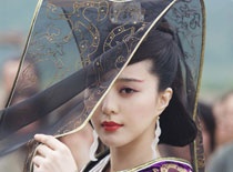 柏林电影节热闹非凡群星闪耀 陈凯歌夫妇高调亮相