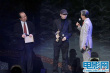 馮小剛獲亞洲最高票房導(dǎo)演獎 手握獎杯侃侃而談