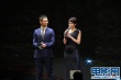 黃曉明、李心潔展現(xiàn)藍(lán)色風(fēng)采 頒發(fā)最佳女配角獎(jiǎng)