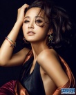 張歆藝銷(xiāo)魂寫(xiě)真出爐 女人味在流金色中性感沉淀