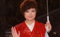 李宇春红衣惊艳现身 称自己暂时不会导演电影