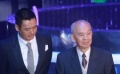 發(fā)哥頒發(fā)最佳導(dǎo)演獎(jiǎng) 調(diào)侃霆鋒上有高堂下有妻兒