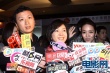 侯佩岑攜夫幸福返臺 侯媽媽被提“小三”顯平靜