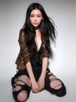 巩新亮最新性感写真曝光 妖娆身段展狐媚风情