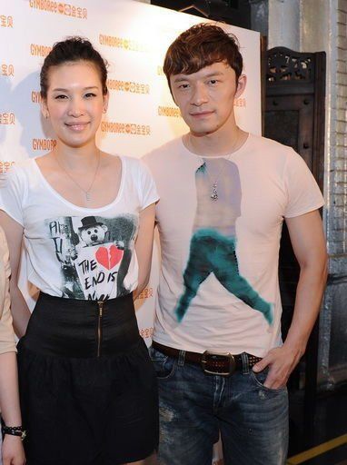 谢晖回应与佟晨洁离婚 300万分手费是私下协议